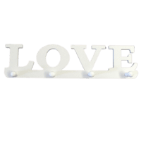 Porte manteau mural bois blanc LOVE et 4 boutons