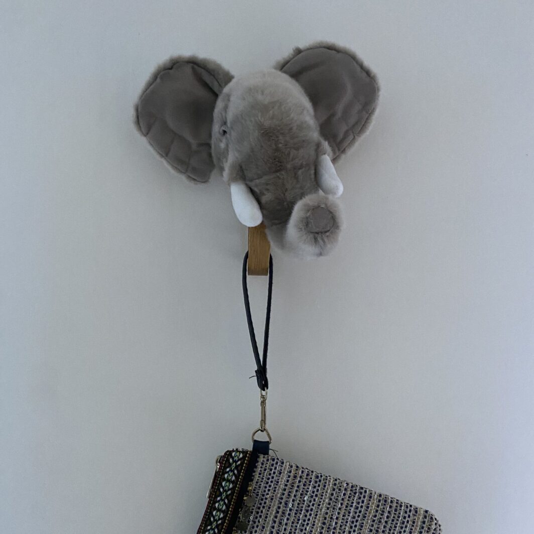 Porte-manteau chambre enfant éléphant peluche
